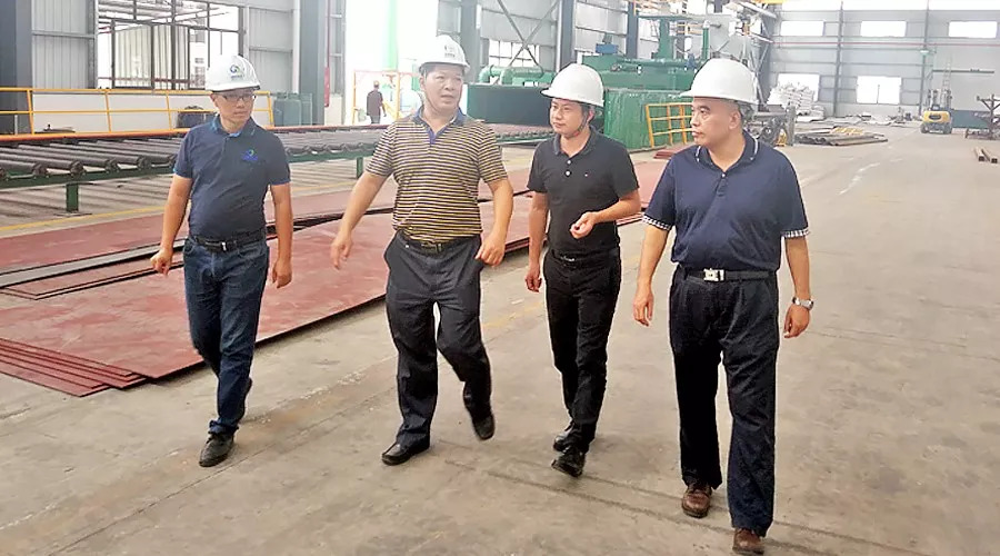 肇慶高新區(qū)黨工委關(guān)鍵副書記一行蒞臨鵬凱新工廠考察調(diào)研
