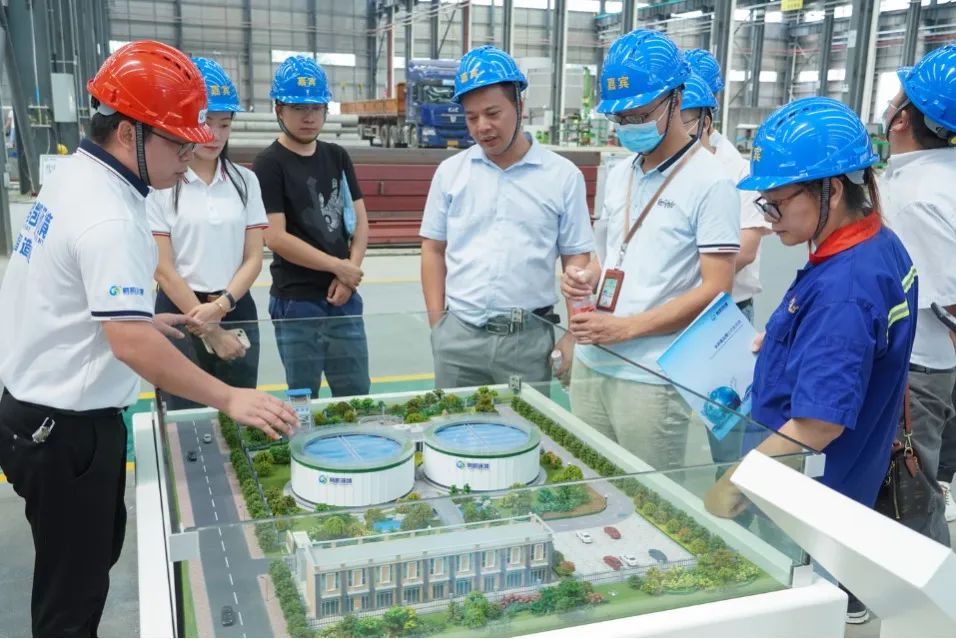 強(qiáng)合作、促發(fā)展——肇慶市環(huán)境保護(hù)產(chǎn)業(yè)協(xié)會(huì)走進(jìn)“鵬凱”