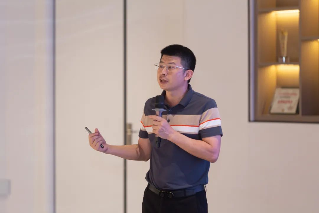 鵬凱環境董事長王國彬作工作匯報